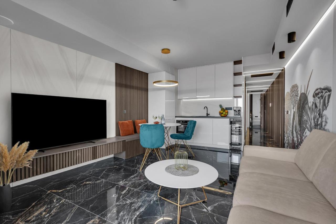 Lux Apartment Dolce Vita - Private Hottub Makarska Luaran gambar